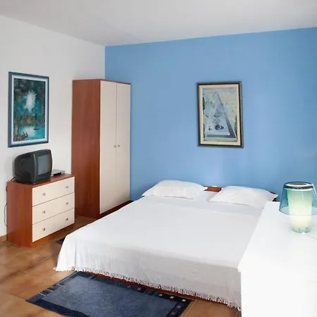 Apartman By The Sea Rastici, Ciovo - 2104 *