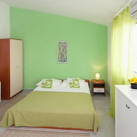 Apartment By The Sea Rastici, Ciovo - 2104